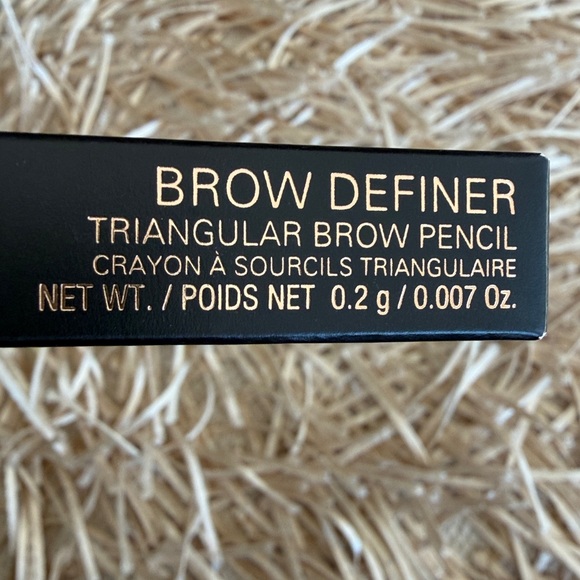 Anastasia Beverly Hills Brow Definer dark brown - Picture 2 of 4